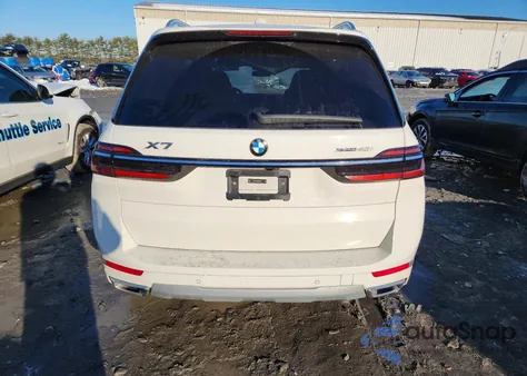 2025 BMW X7 xDrive40I z USA, uszkodzony, nr VIN 5UX23EM02S9W23009